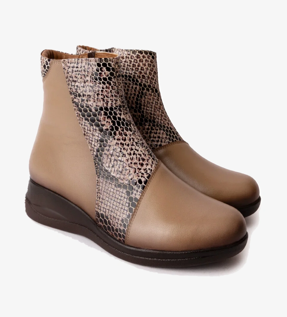 Gondol Kadın Hakiki Deri Yılan Detaylı Bot elnr.5912 - Görsel 1