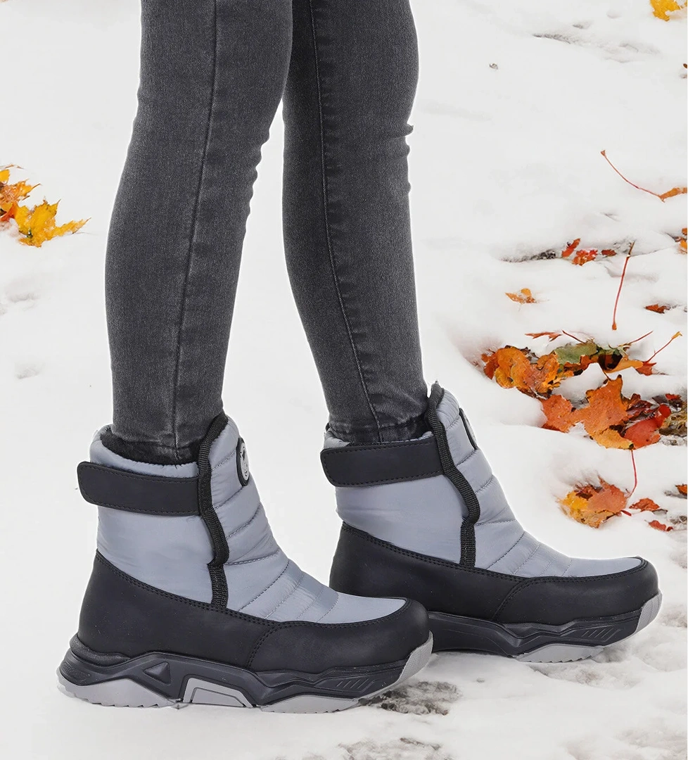 Monny Cırtlı Erkek Çocuk Kar Botu Füme - Siyah