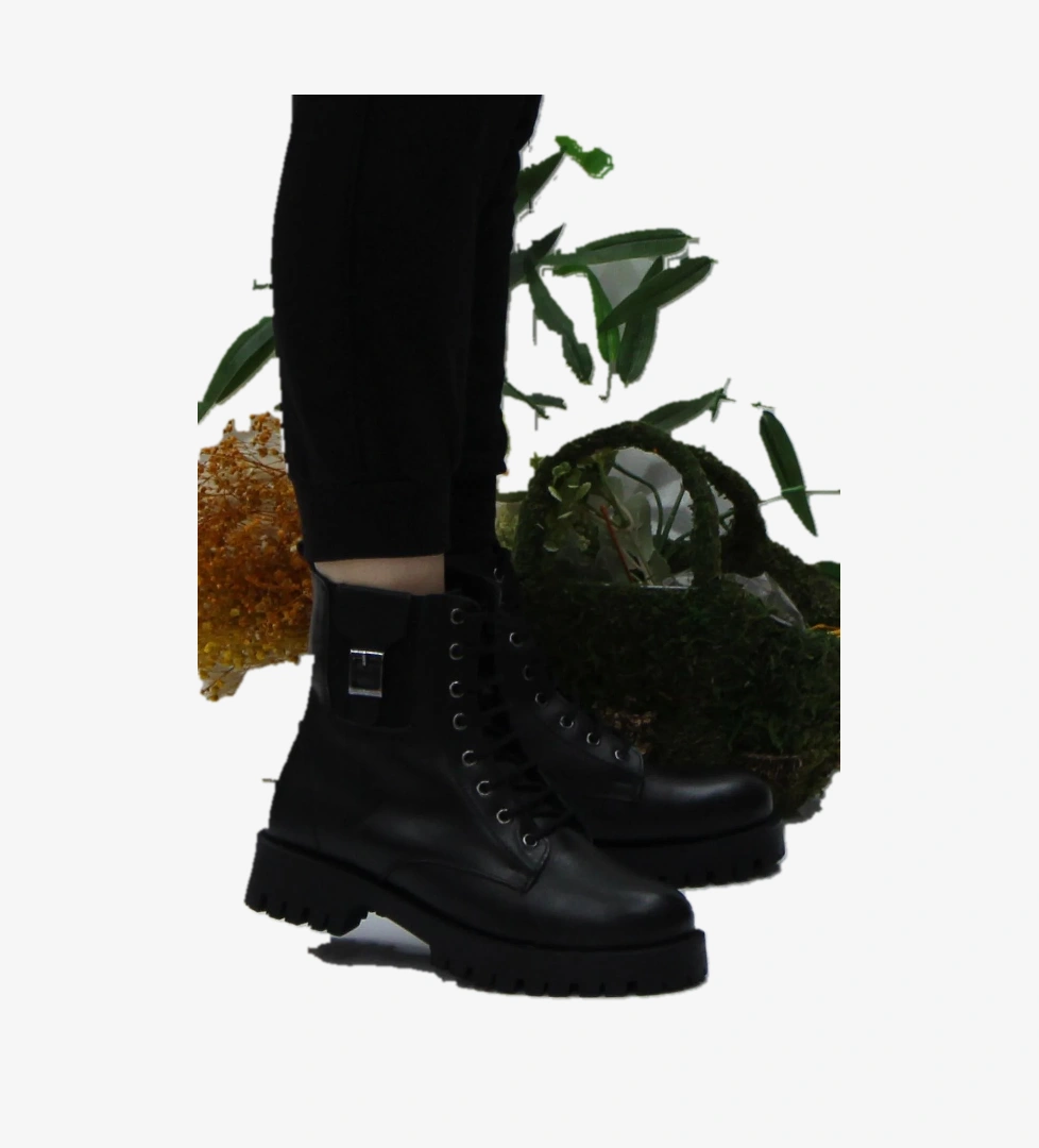 Mehmet Mete 32851 Siyah Rahat Kaymaz Taban Hakiki Deri Kadın Bot model görseli