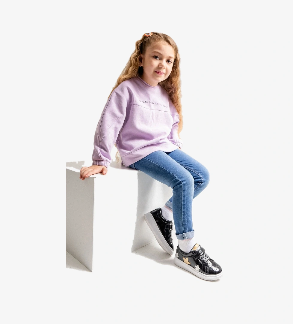 Mnpc Kız Çocuk Siyah Simli Rugan Deri Anatomik Günlük Ayakkabı model görseli