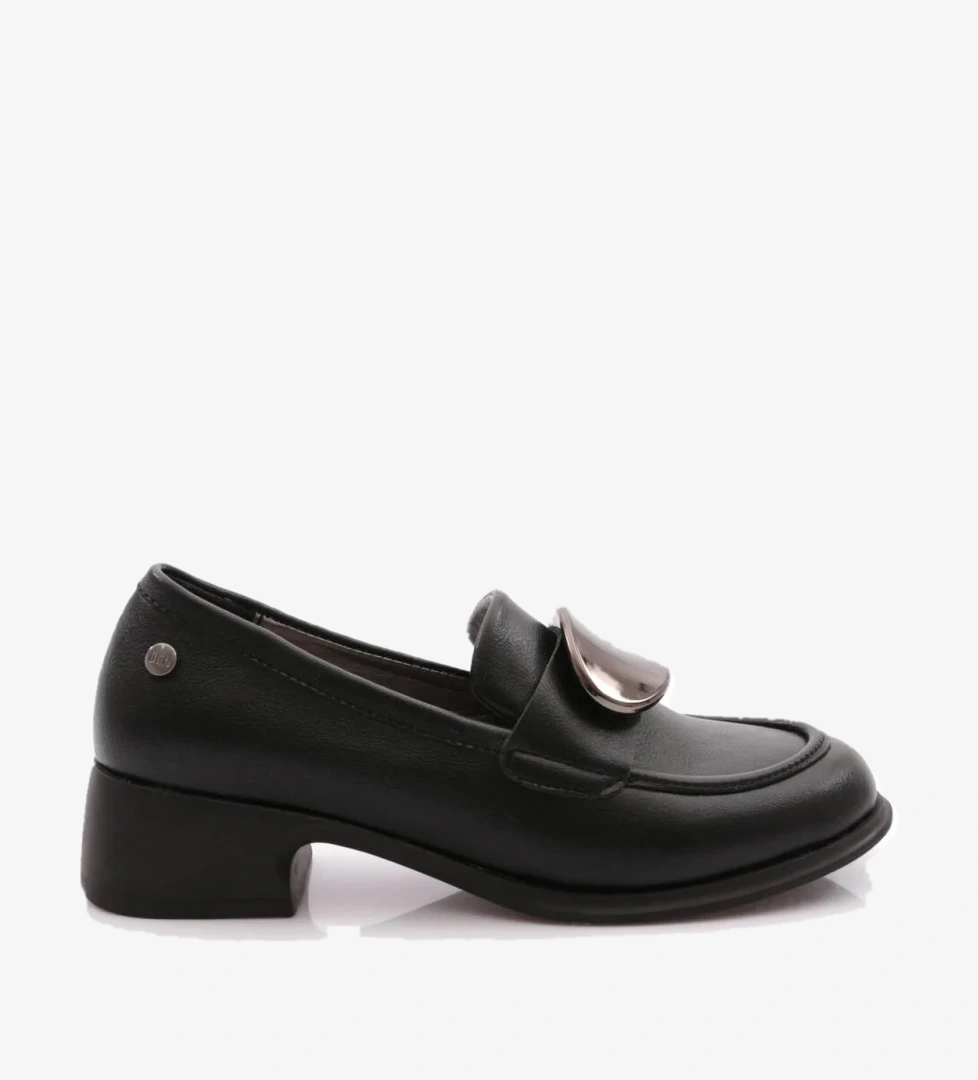 Dgn 130 Kadin Tokali Topuklu Ayakkabi model görseli