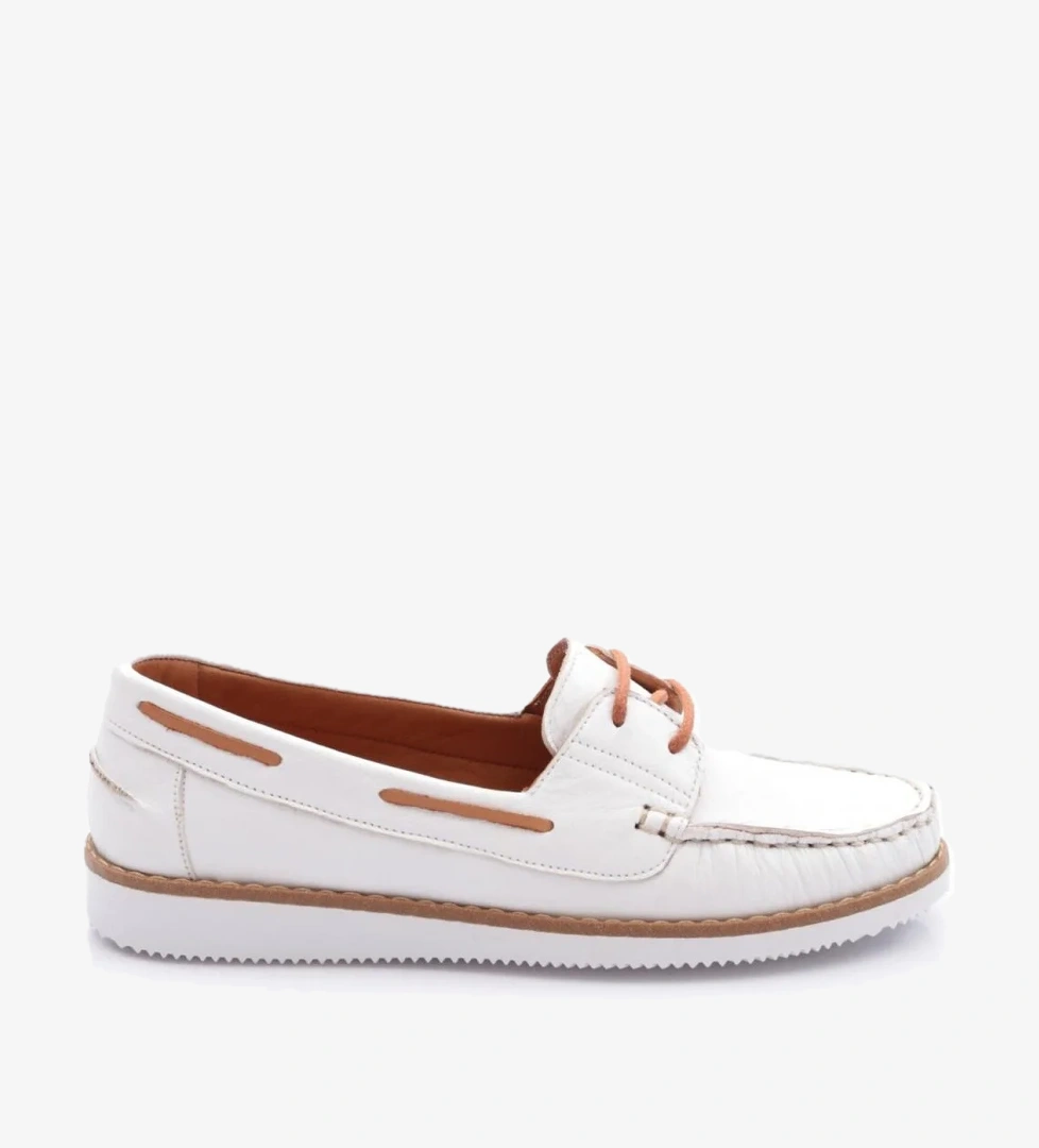 Dgn 302 Kadin Comfort Ayakkabi model görseli