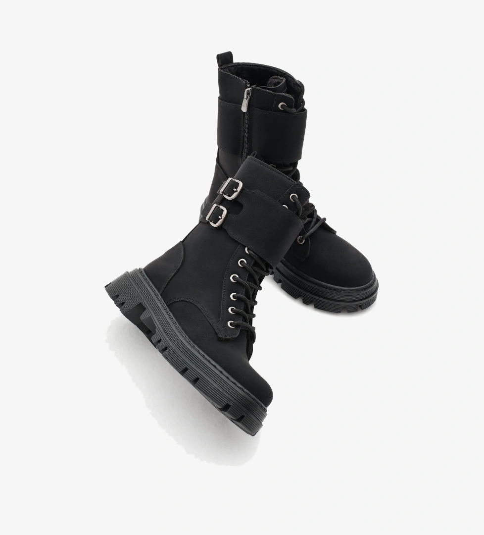 Tonny Black Kadın Siyah Mat Termo Taban Yanı Çift Tokalı Cırtlı Bağcıklı ve Fermuarlı Bot model görseli