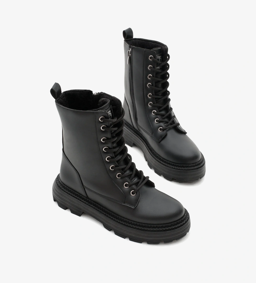 Kadın Siyah Poli Taban Rahat Kalıp Bağcıklı Bot