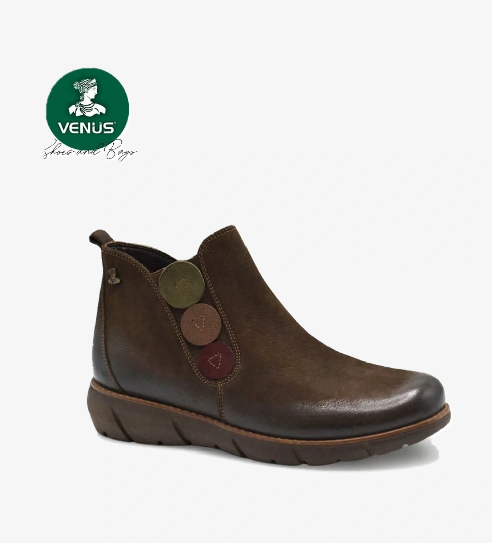 Kadın Bot - Görsel 1