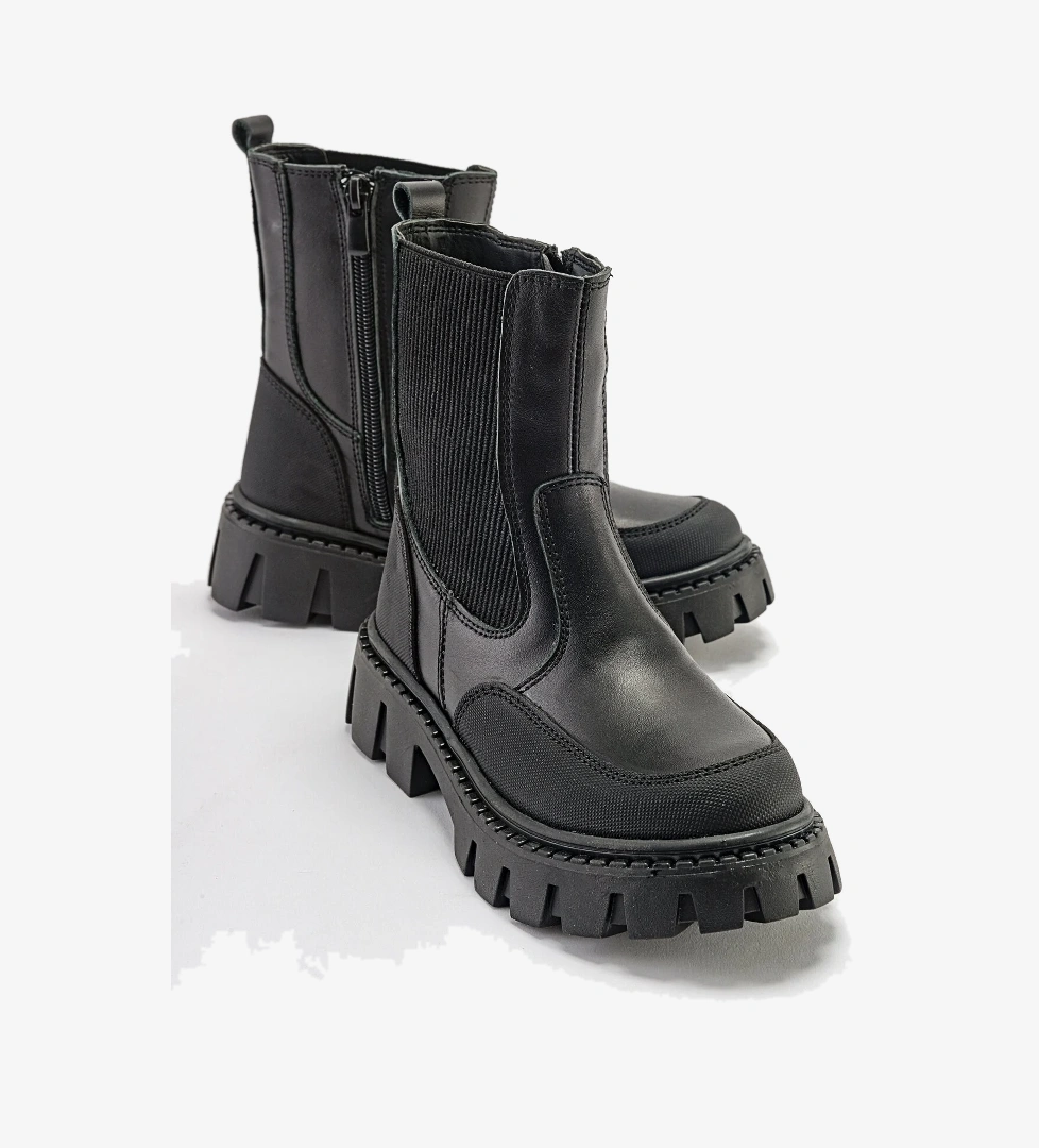 Kız Çocuk Siyah Hakiki Deri Anatomik Postal