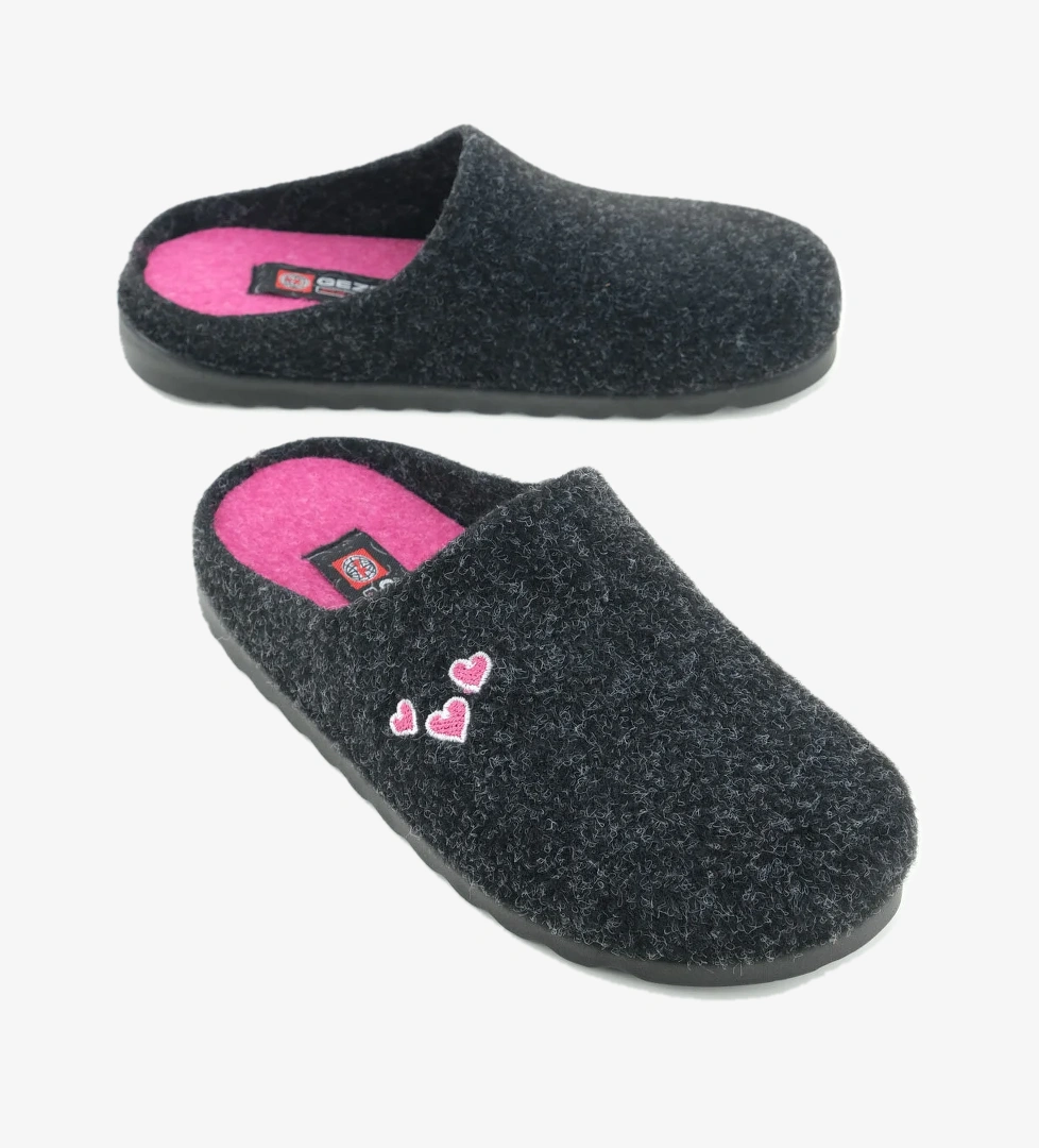 Kadın Kışlık Nakışlı Kalp Tasarım Rahat Taban Ev Bahçe Gondol Terlik - Görsel 1