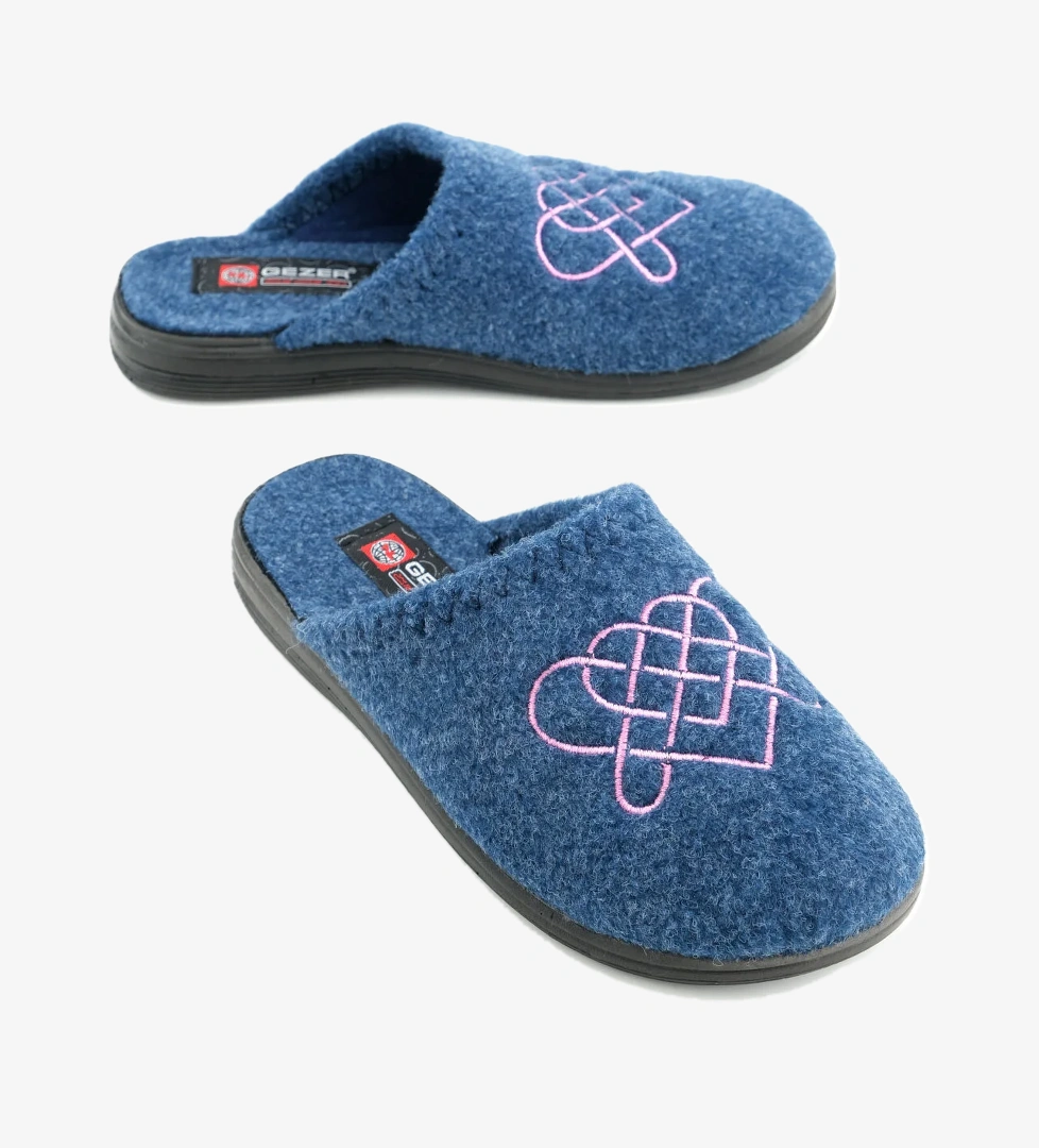 Kadın Kışlık Keçe Nakışlı Kalp Tasarım Ev Bahçe Terlik - Görsel 1