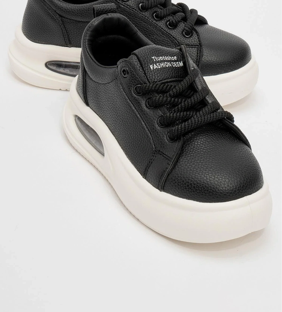 Ccway Kadın Bağcıklı Spor Ayakkabı Si̇yah Beyaz model görseli