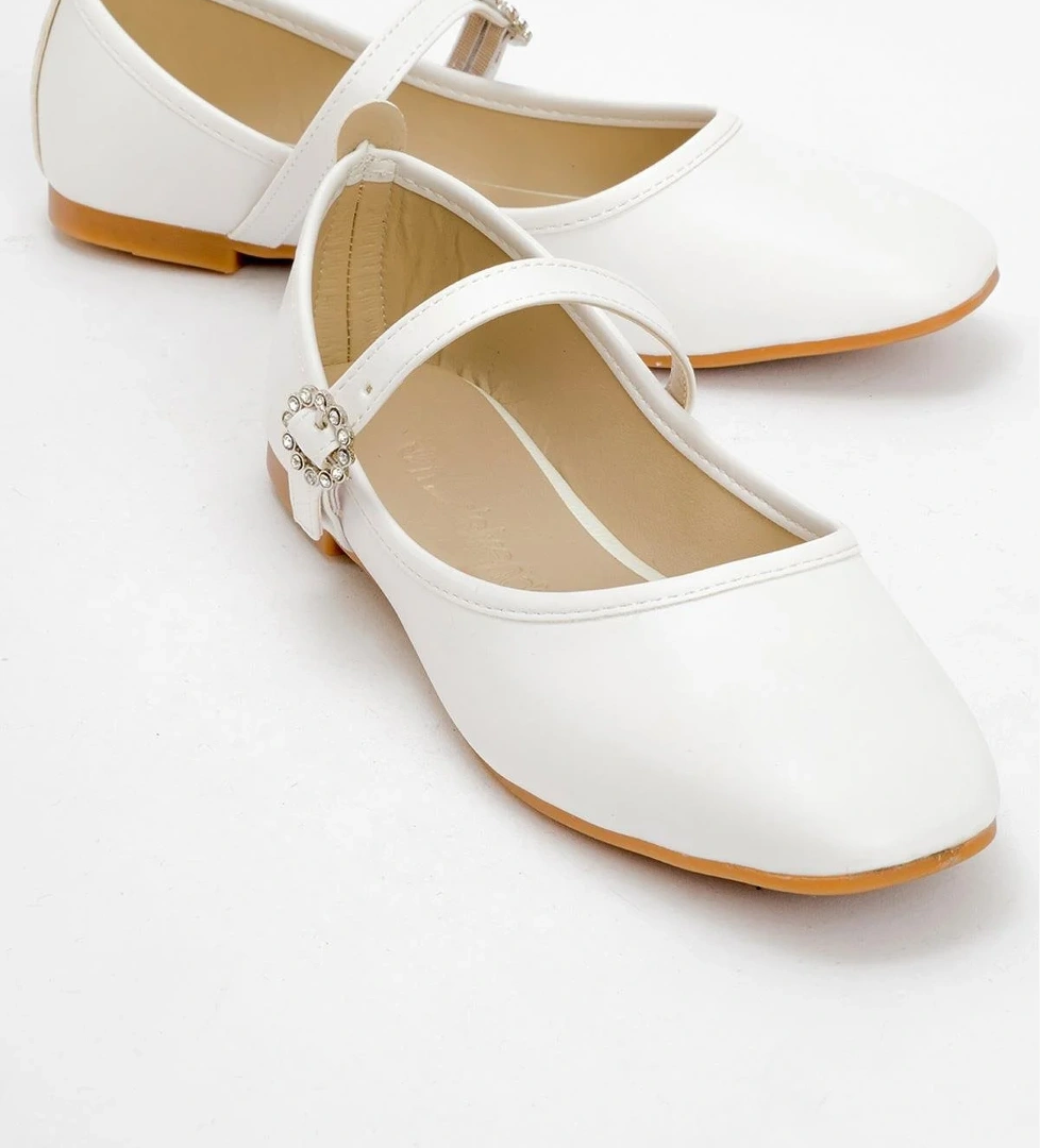 Kadın Kemerli Taşlı Küt Burunlu Babet BEYAZ CİLT