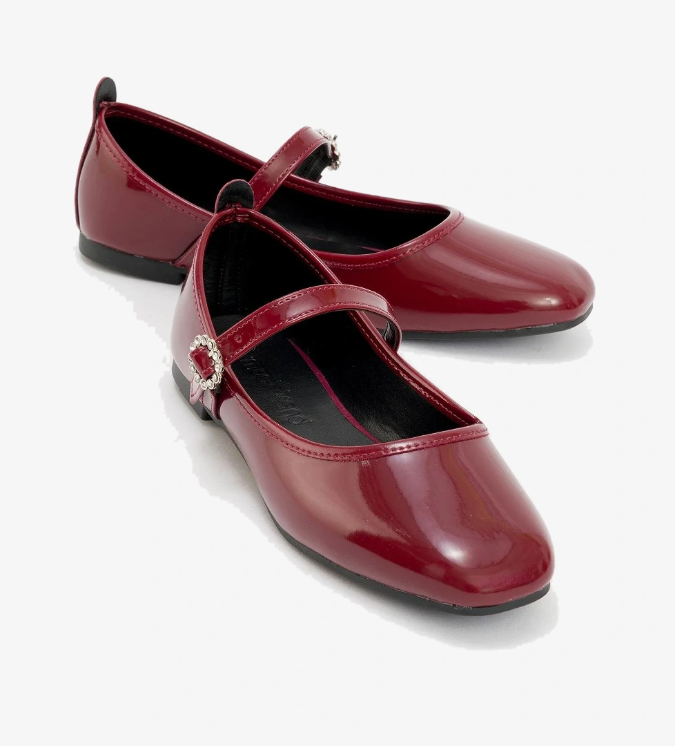 Kadın Kemerli Taşlı Küt Burunlu Babet BORDO RUGAN