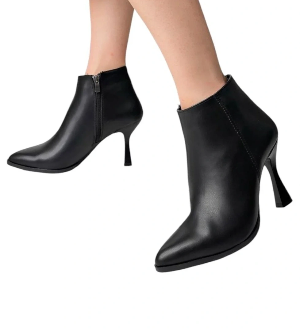 Topuklu Fermuarlı Kadın Bot (8 Cm) SİYAH