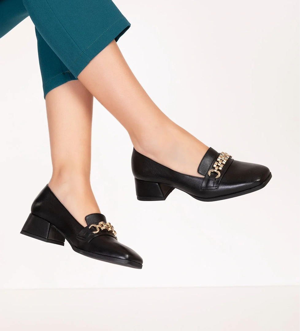 Gondol Hakiki Deri Kısa Topuklu Tokalı Şık Topuklu vdt.143