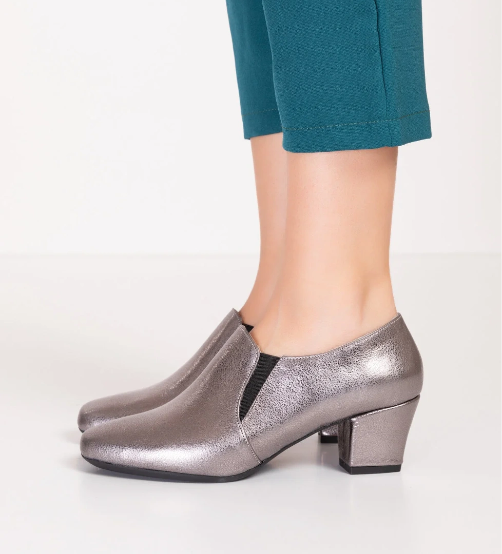 Gondol Hakiki Deri Klasik Orta Boy Topuklu Ayakkabı vdt.62