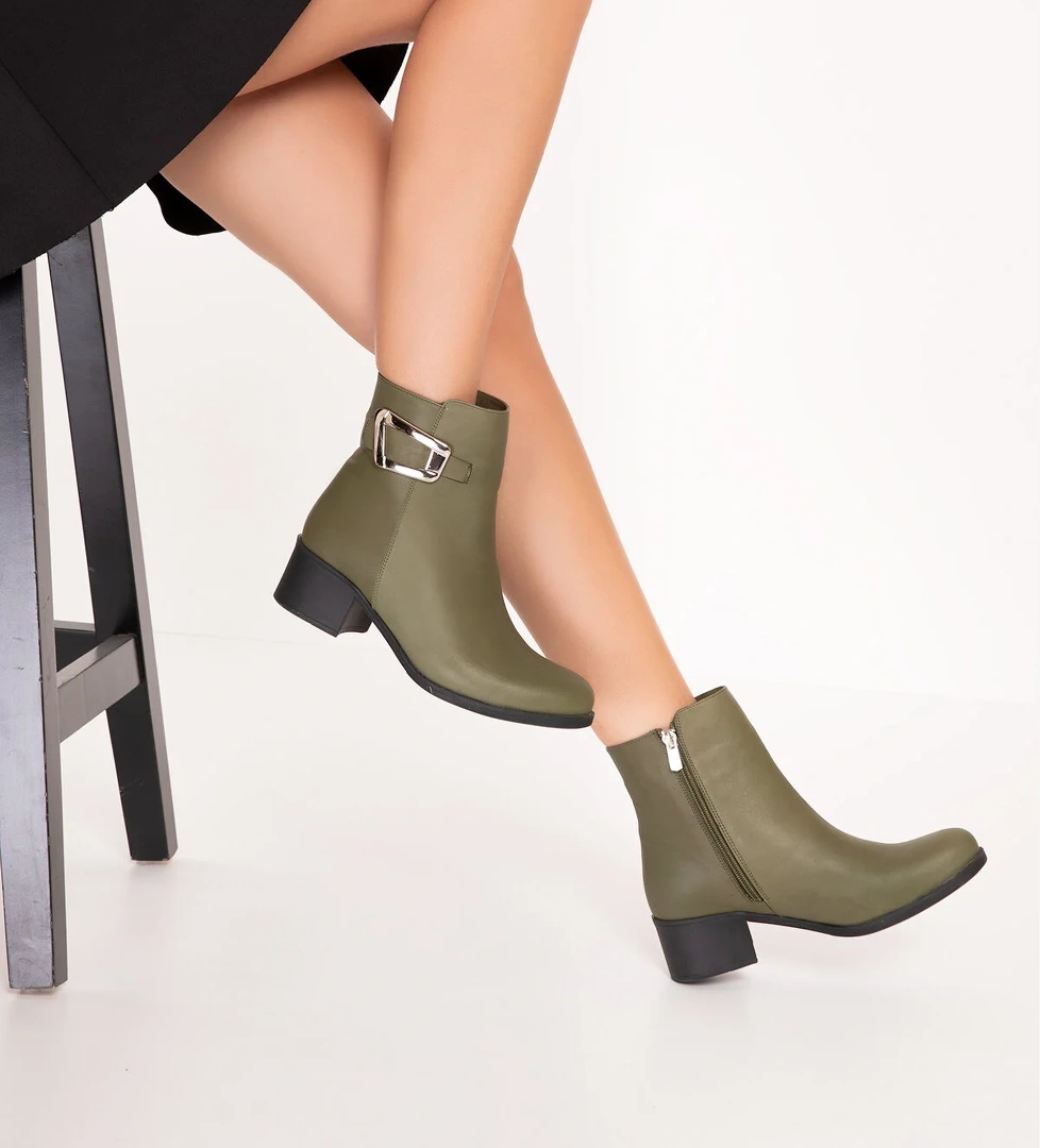 Gondol Kundura Gondol Kadın Hakiki Deri Klasik Topuklu Toka Detaylı Bot Anl.2919 model görseli