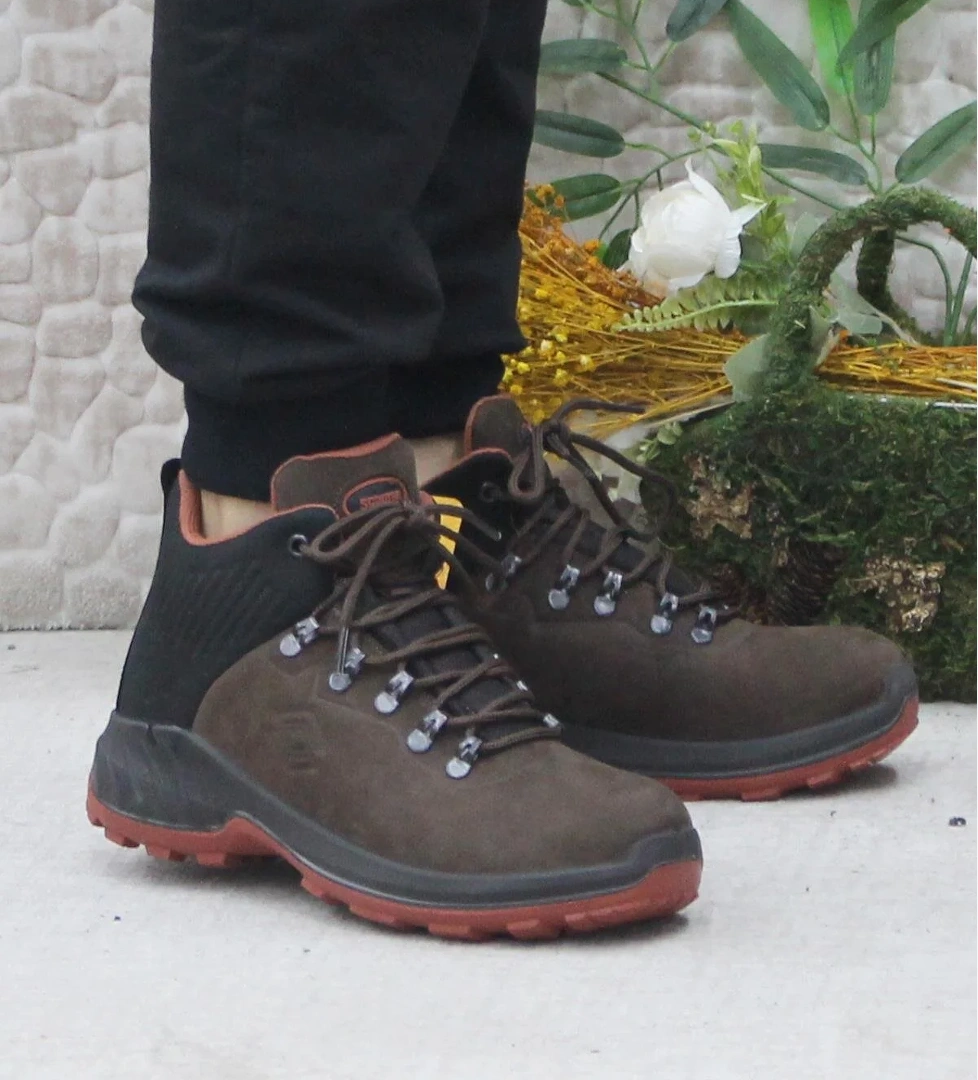 Scooter M4100 Kahve Anatomik Orijinal Ürün Hakiki Deri Su Geçirmez Erkek Bot model görseli