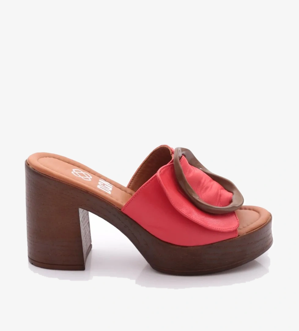 Dgn 2039-52 Kadin Topuklu Terlik model görseli