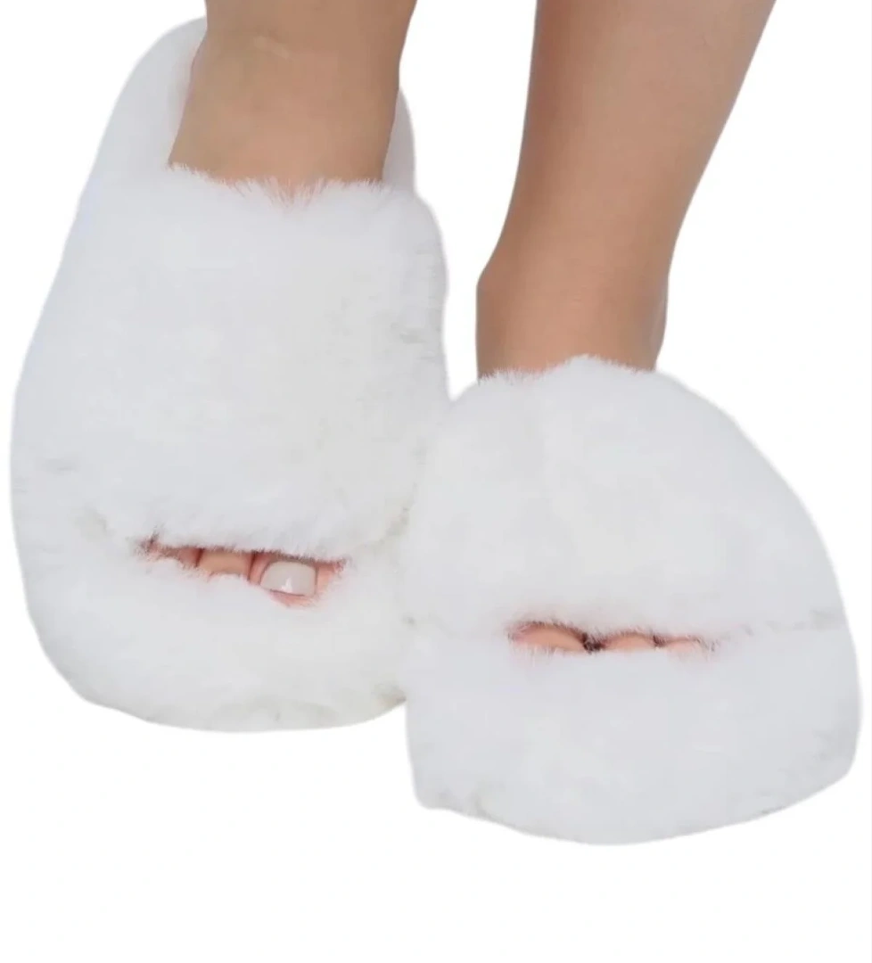 Ekstra Yumuşak Tüylü Kadın Terlik BEYAZ
