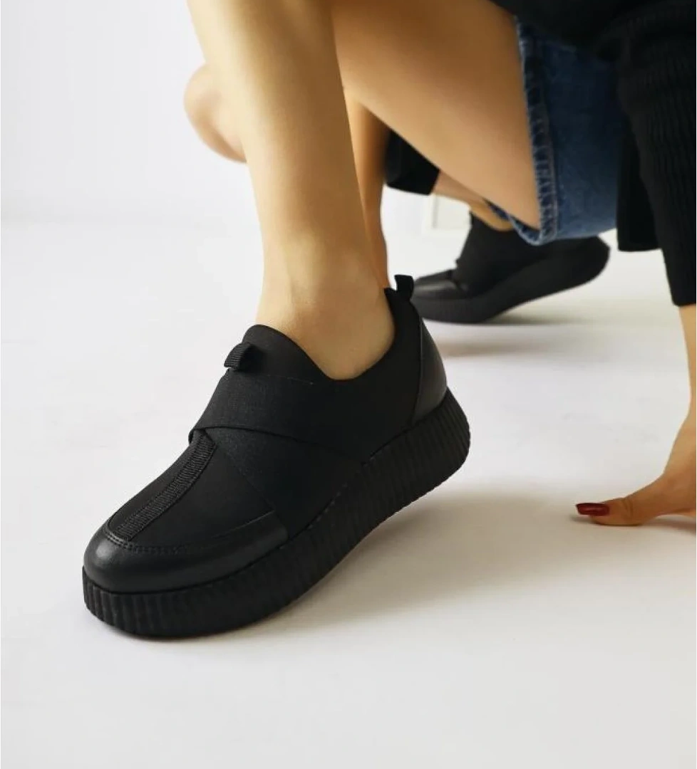 Fendii 02994 Bağcıksız Yüksek Taban Kadın Spor Ayakkabı