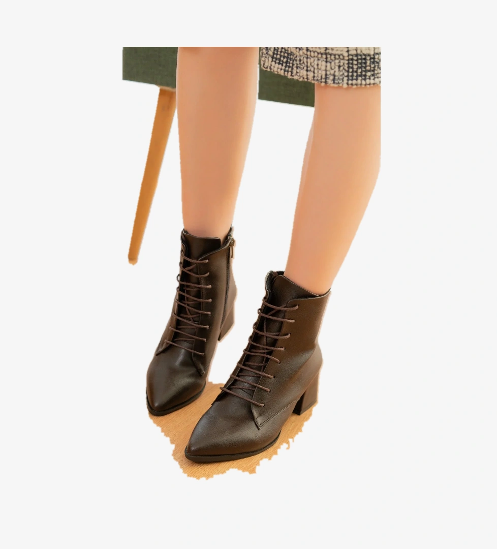 Divolya Eliz Sivri Burun Bağcıklı Günlük Kadın Bot model görseli