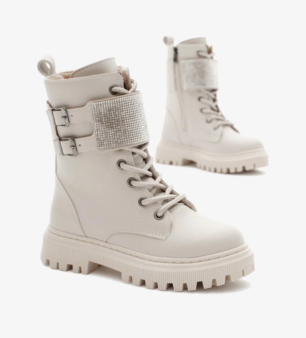 Kız Çocuk Bej Cilt Termo Taban Taş Detaylı Çift Tokalı Bağcıklı ve Fermuarlı Cırtlı Bot