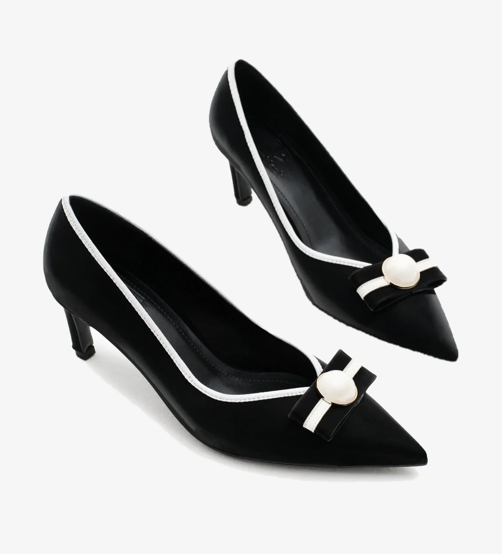 Tonny Black Kadın Siyah Neolit Taban Önü Tokalı Sivri Burunlu Topuklu Ayakkabı model görseli