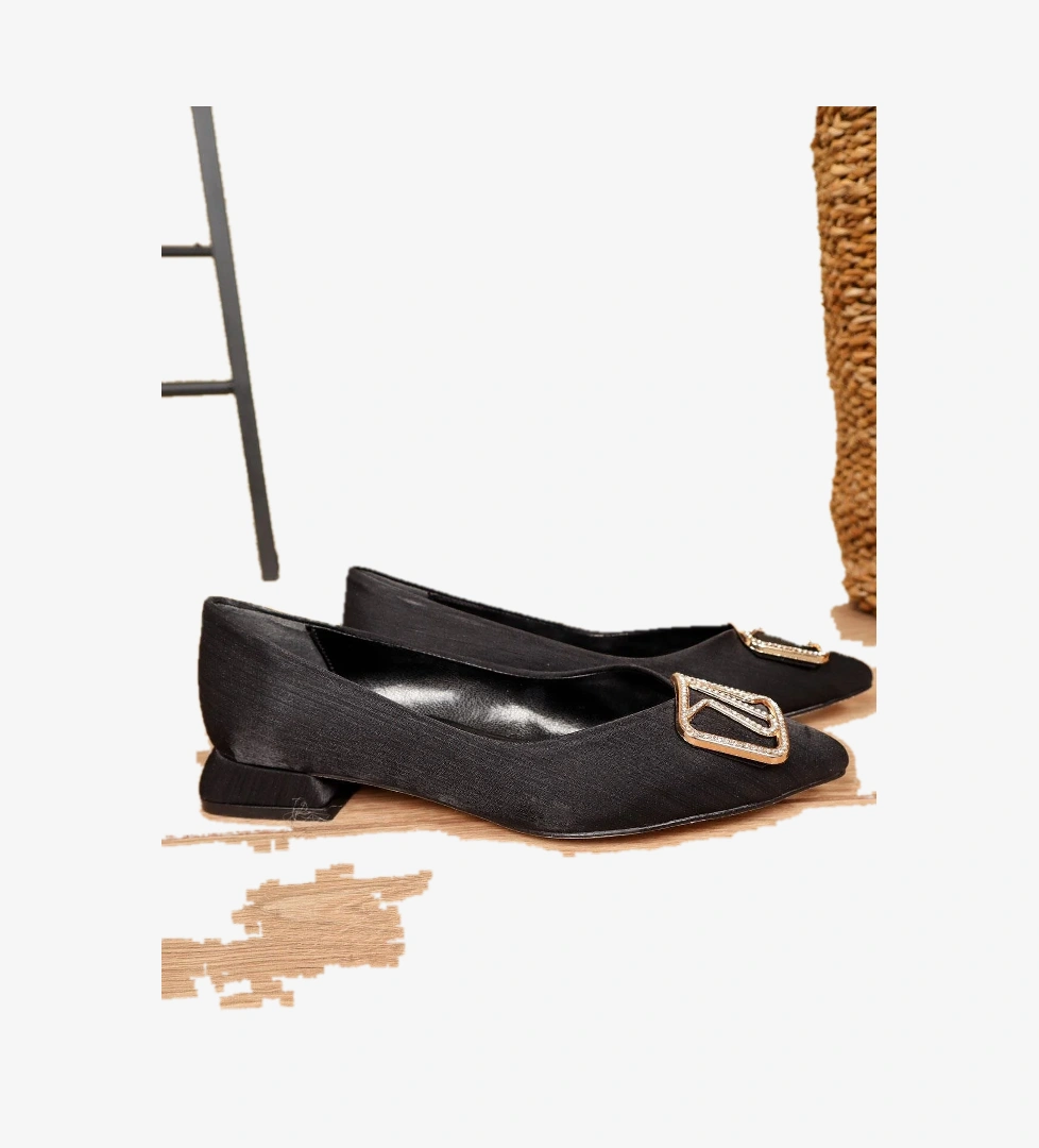 Toka Detaylı Saten Kadın Babet