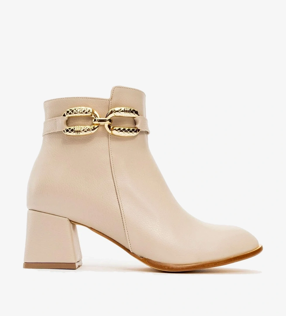 Ccway Kaydırmaz Tokalı Kadın Bot Bej Si̇yah Ci̇lt model görseli