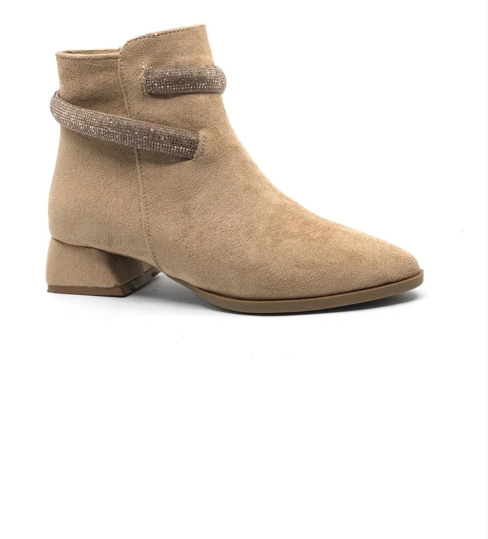 Asya Bilek Şerit Taş Kemerli Sivri Burun Kısa Topuklu Kadın Bot model görseli