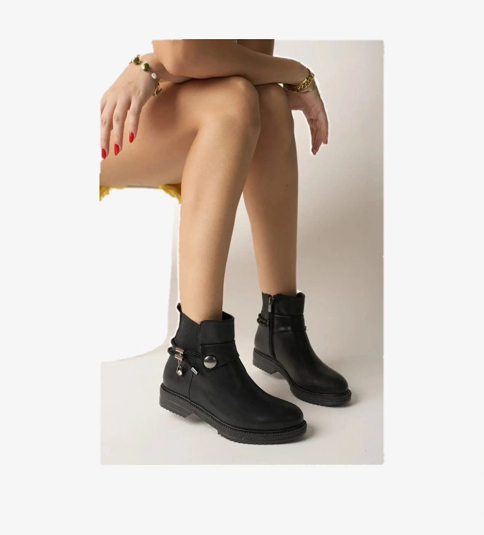 Taş Dekolteli Kadın Bot