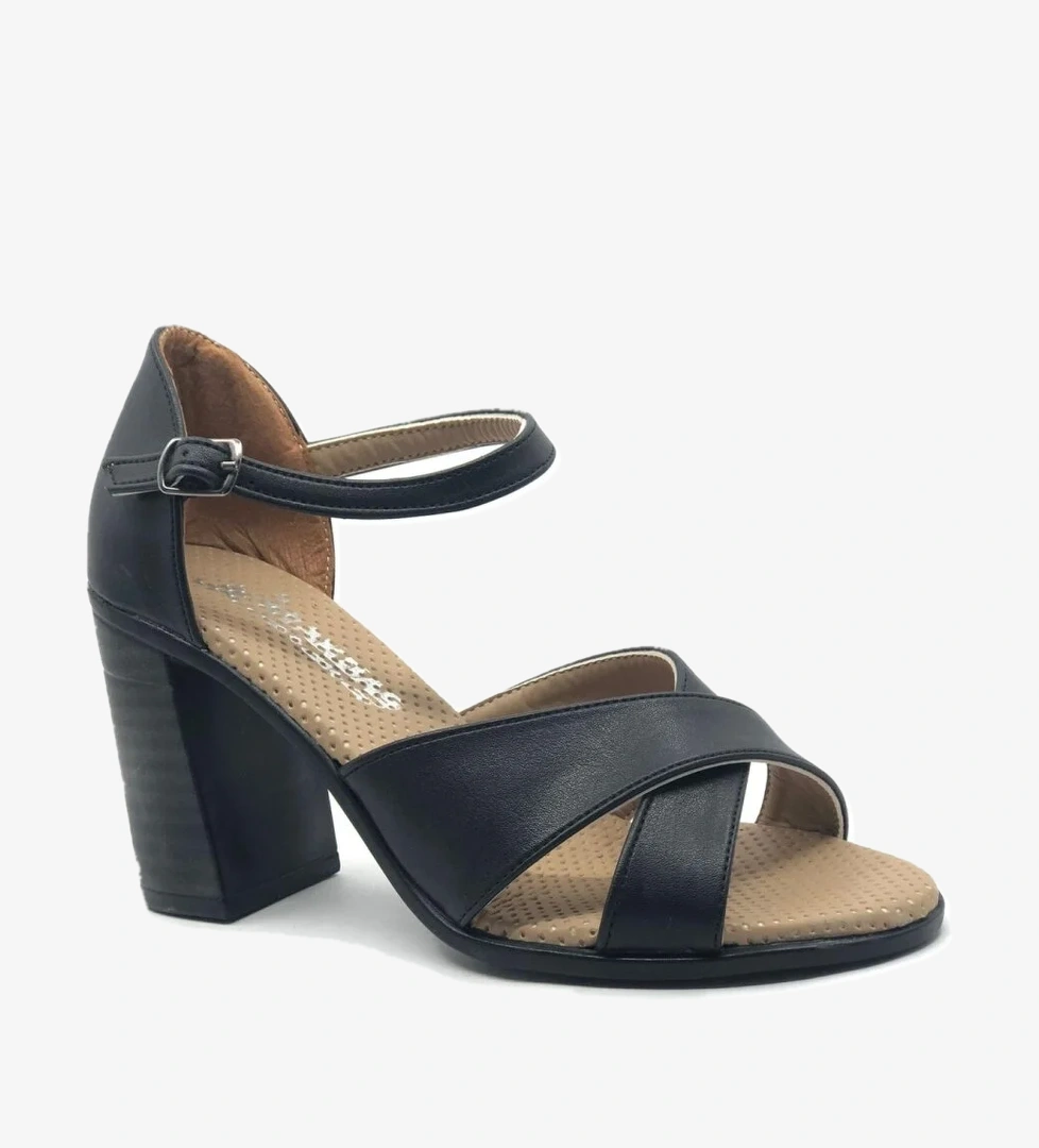 Kocamanlar Ayakdaş Çapraz Bant Glatyatör Kadın Topuklu Ayakkabı model görseli