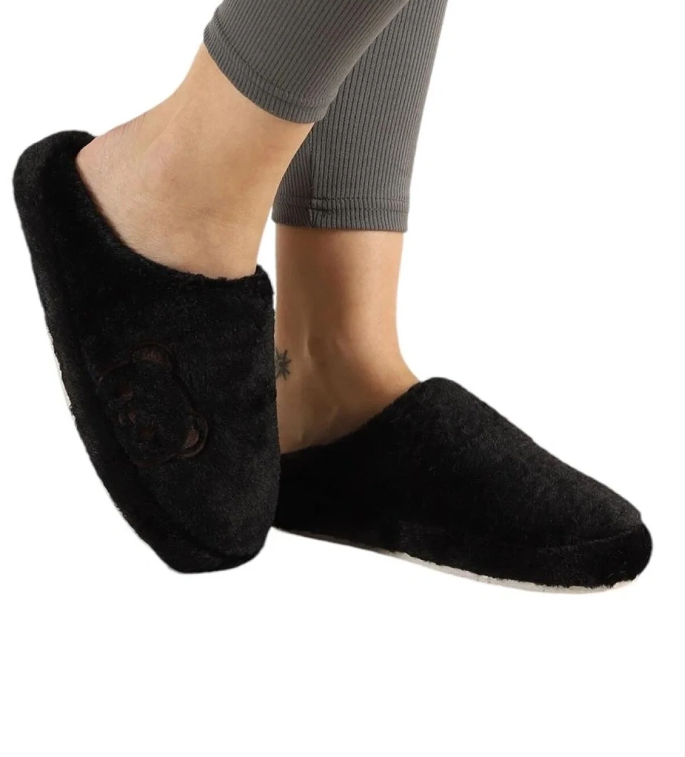 Önü Kapalı Ayıcık Baskılı Peluş Kadın Ev Terliği SİYAH