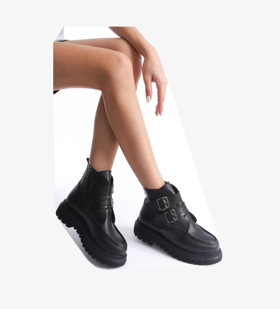 Modabuymuş Mohac Siyah Kalın Taban Kışlık Sıcak Tokalı Fermuarlı Günlük Bot model görseli