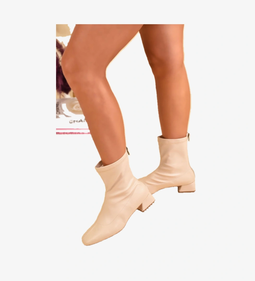 Odesa Ayakkabı Kadın Küt Burunlu Kısa Topuklu Kadın Streç Bot model görseli