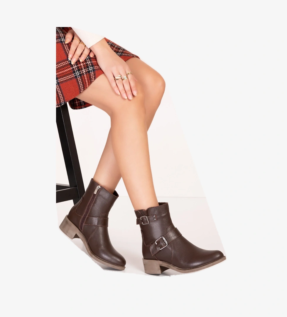 Gondol Kundura Gondol Kadın Hakiki Deri Klasik Topuklu Bot Anl.2794 model görseli