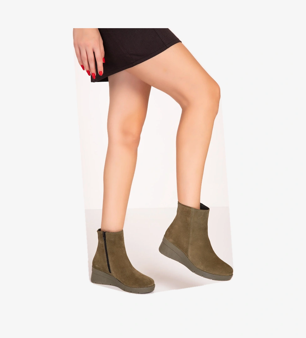 Gondol Kadın Hakiki Deri Kaymaz Taban Dolgu Topuk Bot elnr.5916