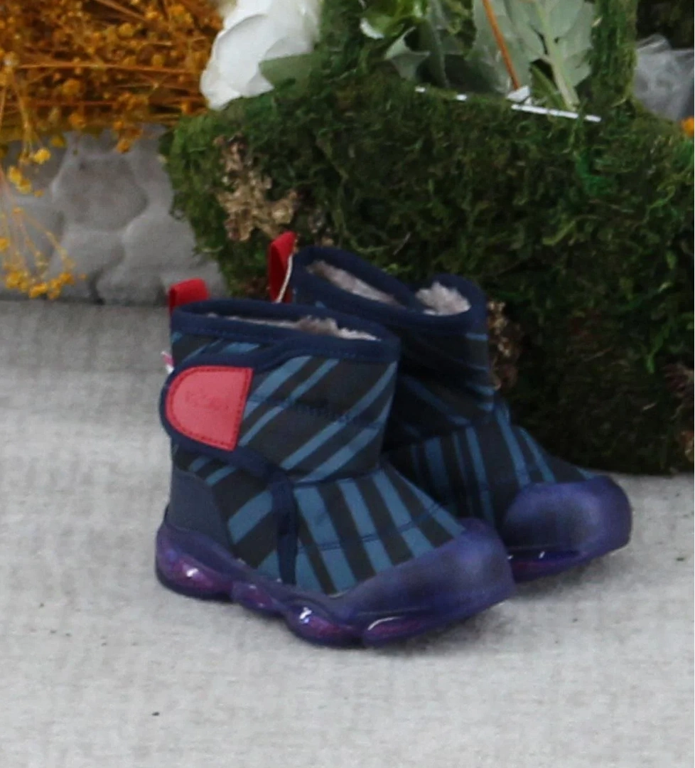 Vicco 943.E24K.482 Lacivert Helyum Işıklı Erkek Çocuk Bot model görseli