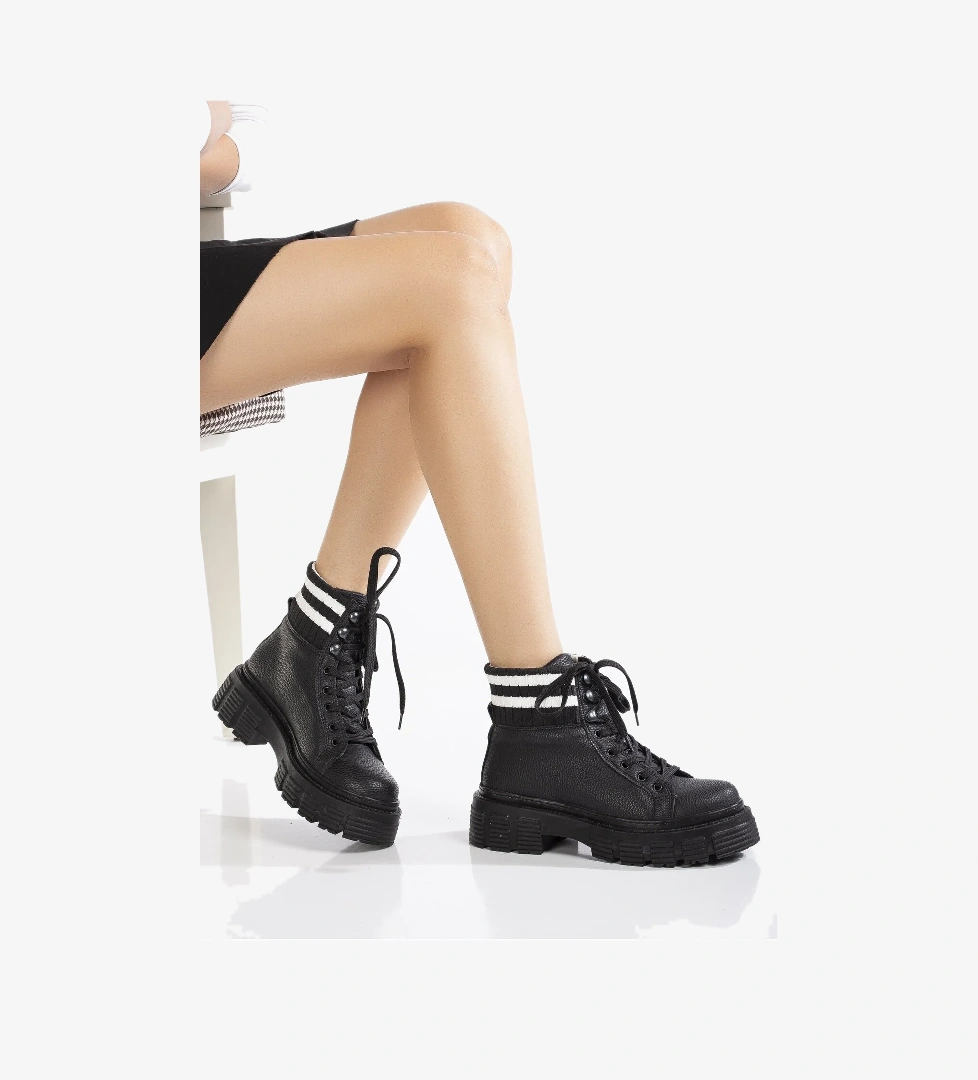 Tonny Black Tonny Black Kadın Siyah Yüksek Poli Taban Bileği Lastikli Bağcıklı Bot Flo'da! Siyah - 1. görsel