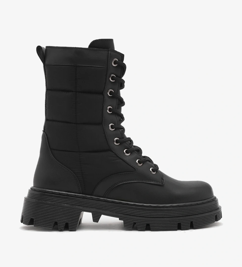 Kadın Siyah Cilt Termo Taban Nakışlı Karo Desenli Bağcıklı ve Fermuarlı Bot