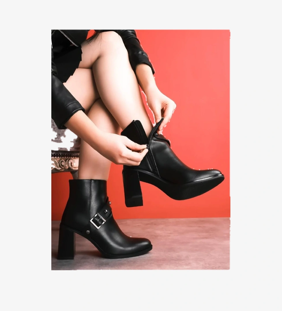 Feles Kemer Toka Detaylı Topuklu Kadın Bot model görseli