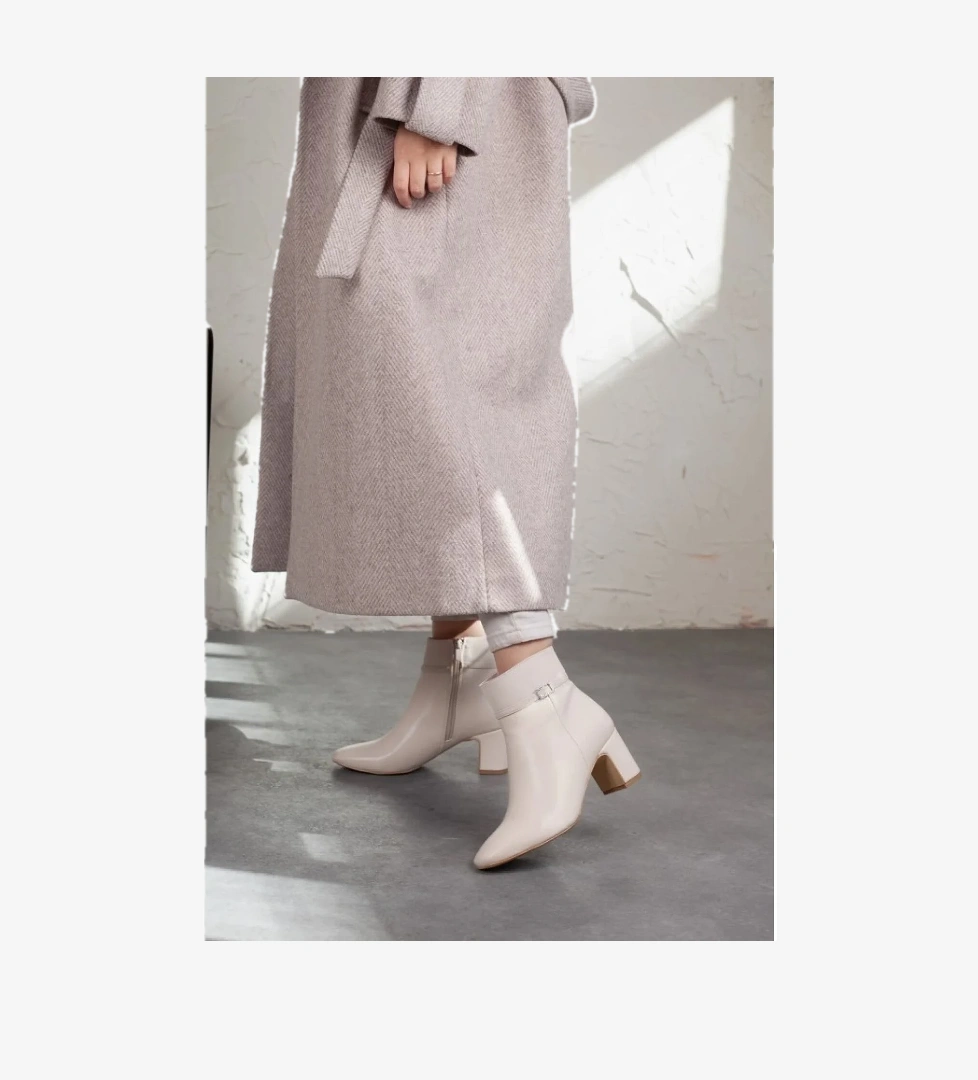 Zarif Toka Kemer Detaylı Topuklu Kadın Bot