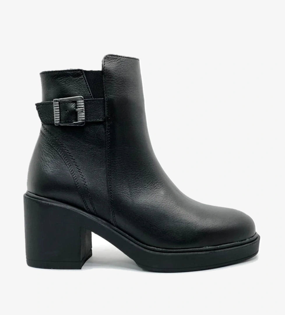 Ayakdaş 2309 Hakiki Deri Topuklu Kadın Bot model görseli