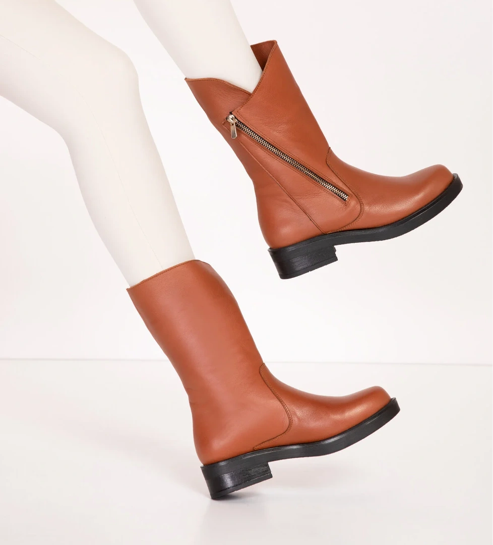 Gondol Kundura Gondol Hakiki Deri Orta Boy Topuklu Sade Günlük Bot bel.1531 model görseli