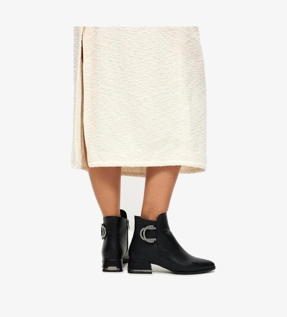 Feles Taş Toka Detaylı Düz Kadın Bot model görseli