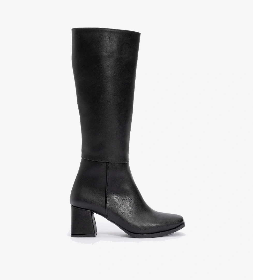 Ccway Küt Burunlu Ökçeli Kadın Çizme SİYAH CİLT model görseli