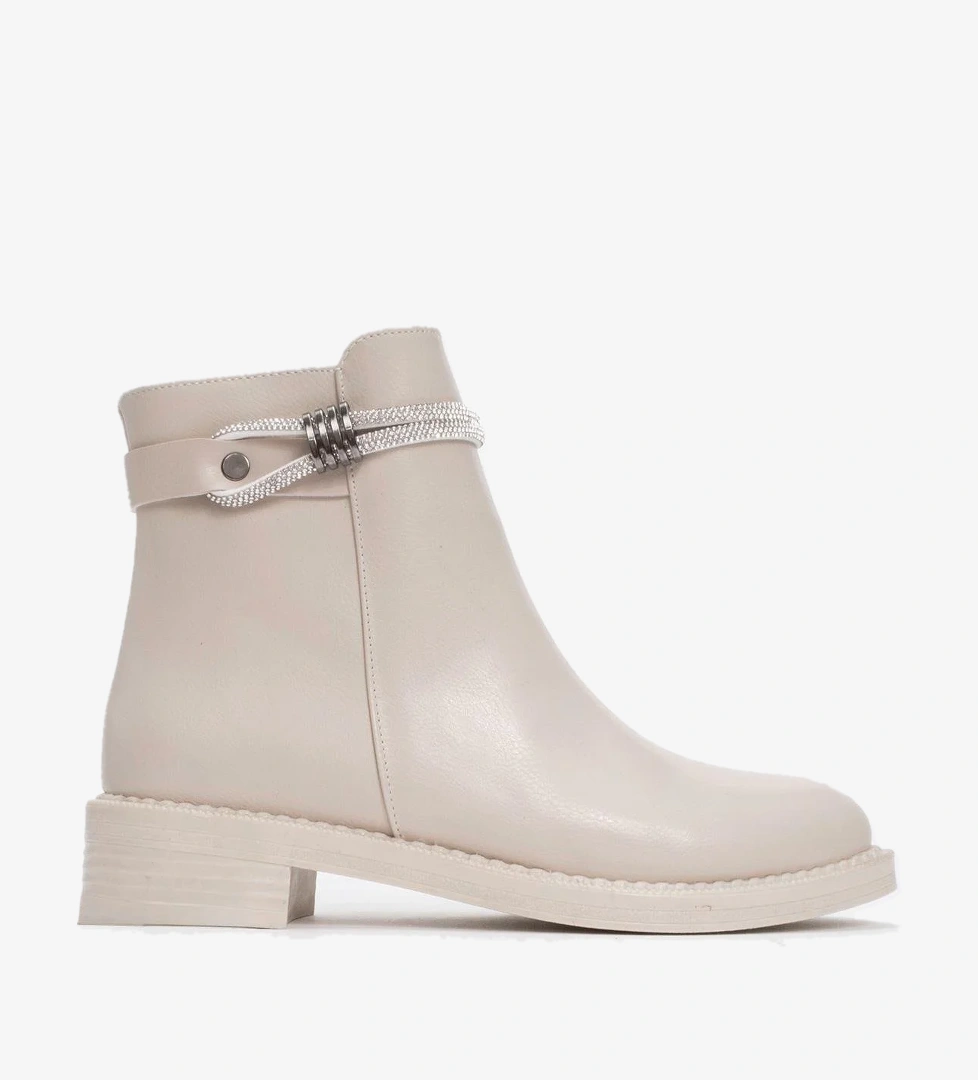 Ccway Kadın Taşlı Bot Si̇yah Ten Ci̇lt model görseli