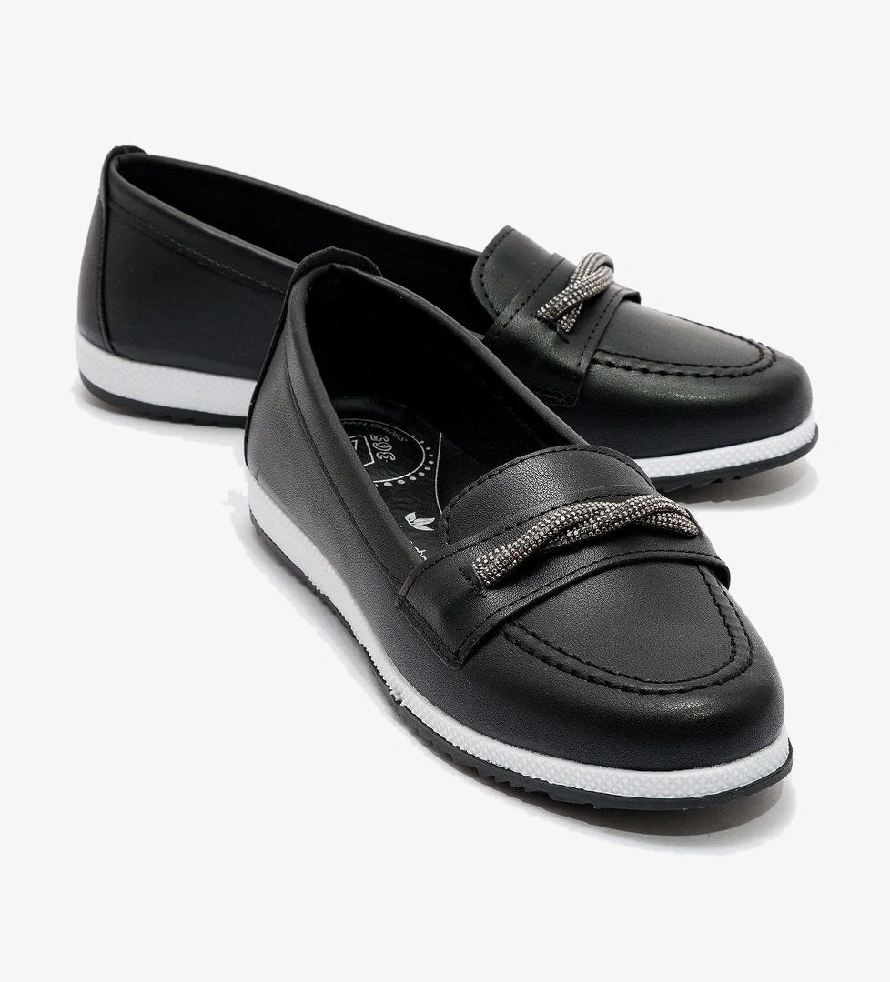 Ccway Kaydırmaz Tek Taban Taşlı Bağlı Günlük Lastikli Ayakkabı Kadın Babet Kot Si̇yah Ci̇lt model görseli