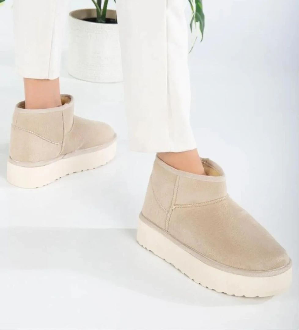 Elanaz Süet İçi Kürklü Kalın Taban Mini Boy Bilekte Kısa Kadın Bot