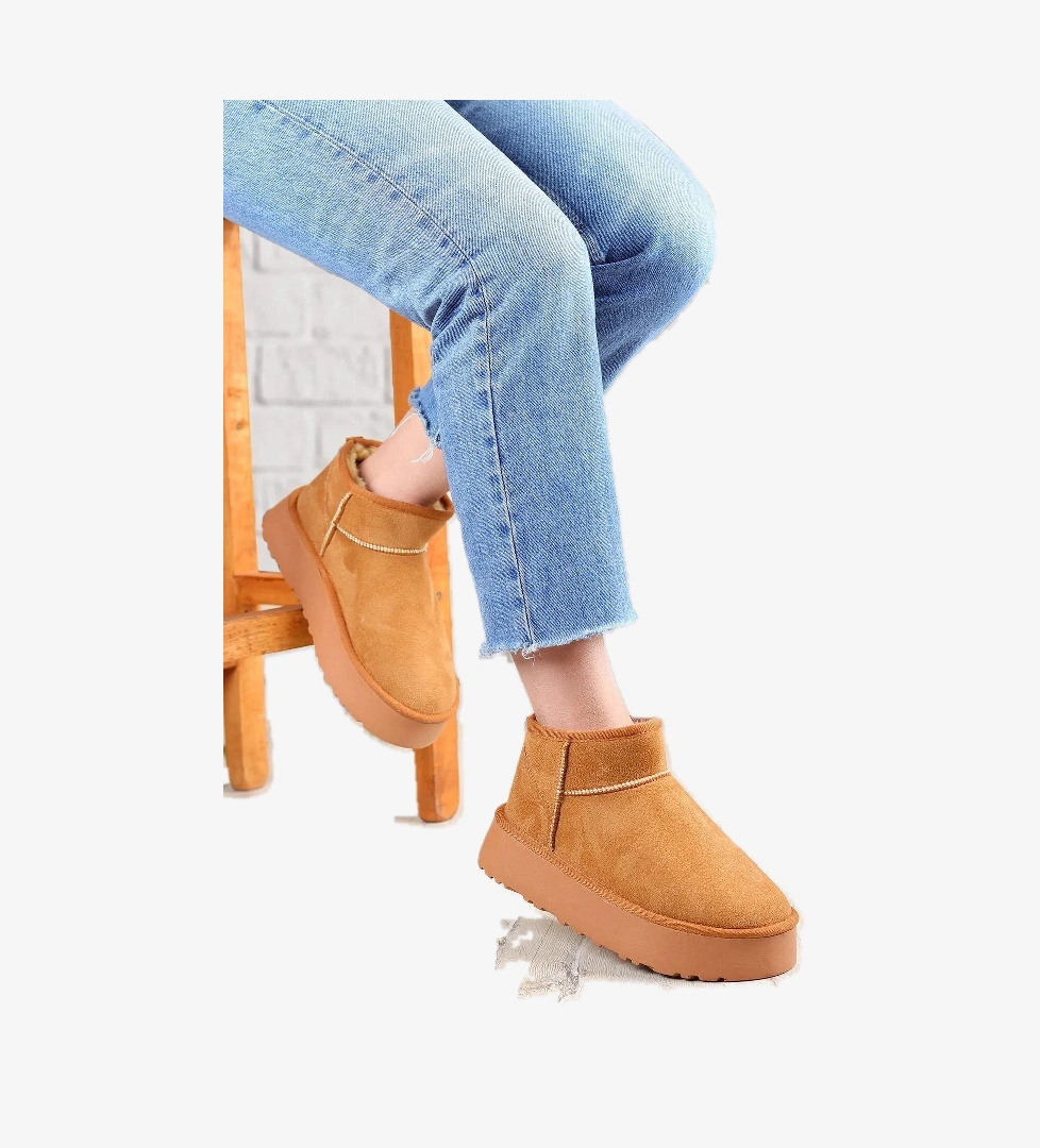 Elanaz Süet İçi Kürklü Kalın Taban Mini Boy Bilekte Kısa Kadın Bot