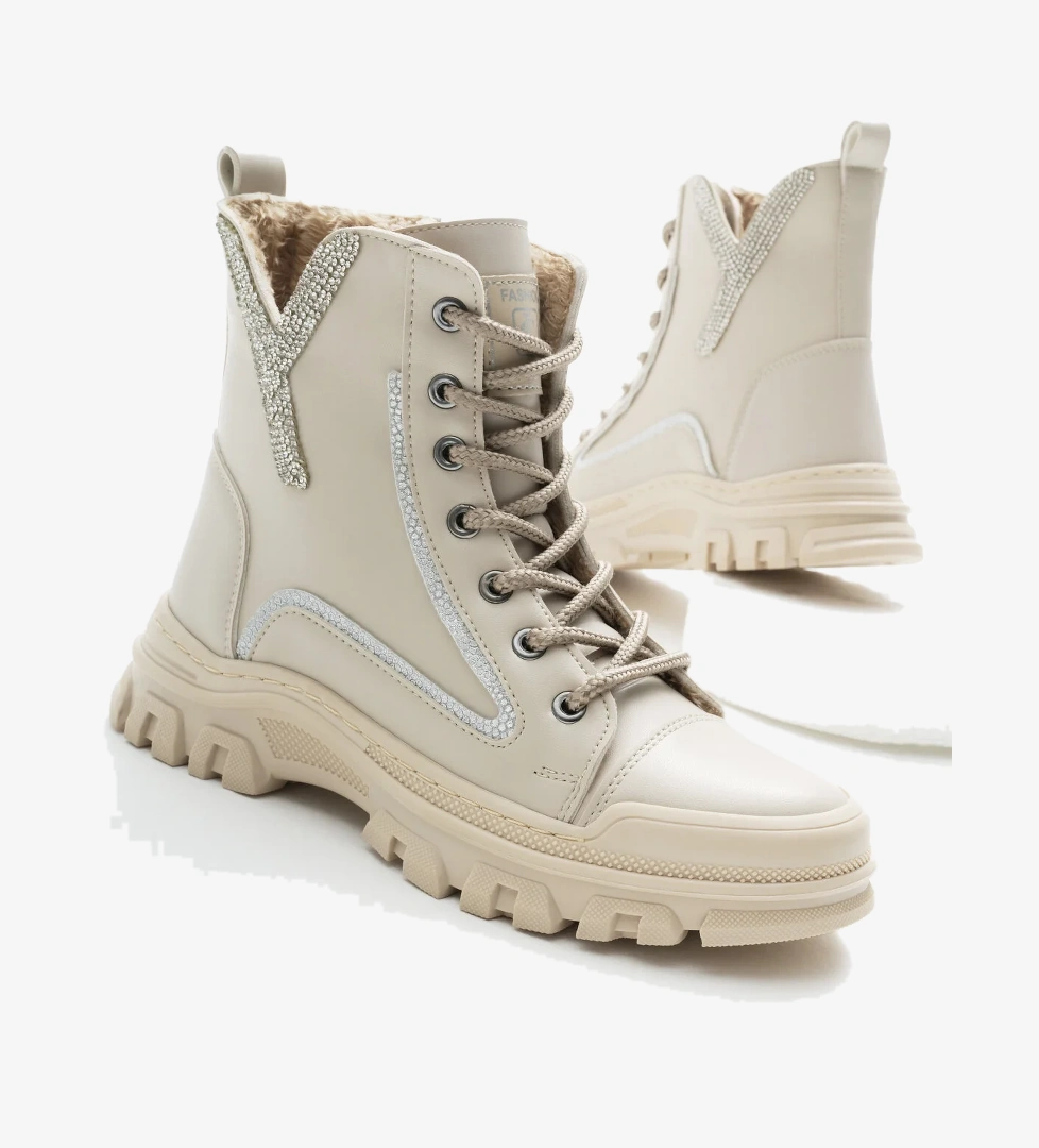 Kadın Bej Cilt Termo Taban Desenli Bağcıklı ve Fermuarlı Bot